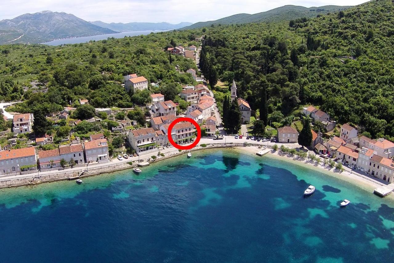 Apartments And Rooms By The Sea Racisce, Korcula - 4341 Exteriör bild