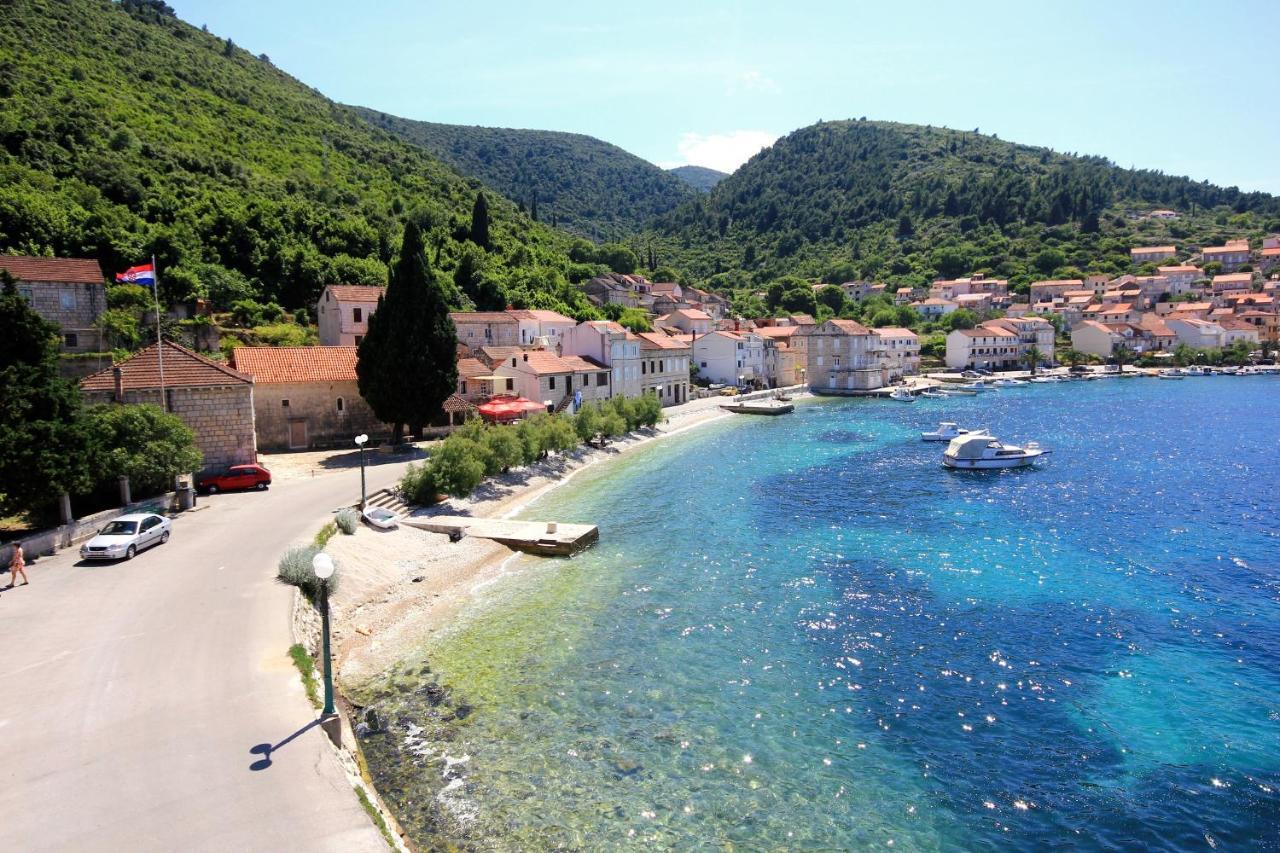 Apartments And Rooms By The Sea Racisce, Korcula - 4341 Exteriör bild